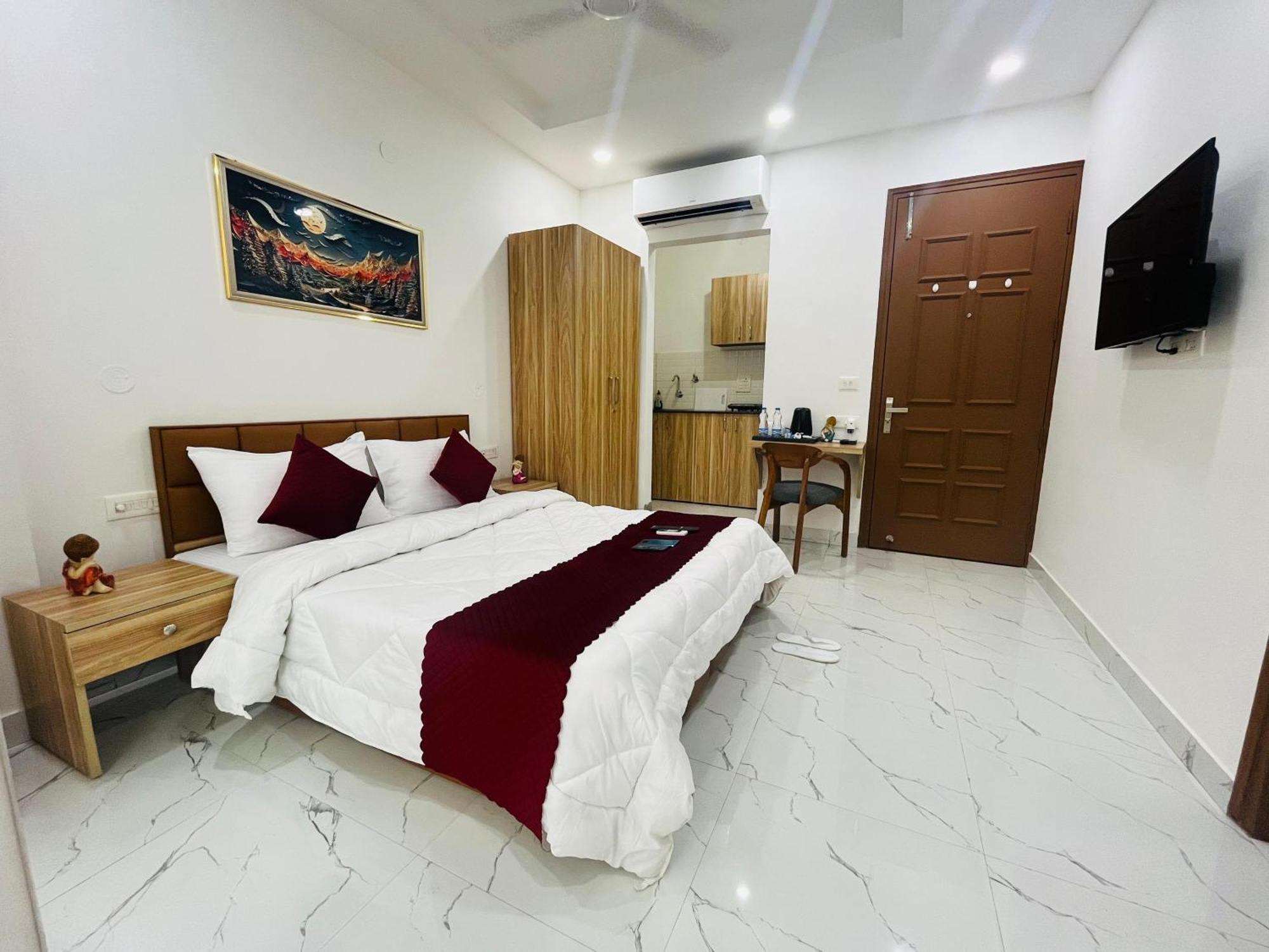 The Lodgers Studio Apartment Infront Of Artemis Hospital Gurugram Gurgáon Exteriér fotografie