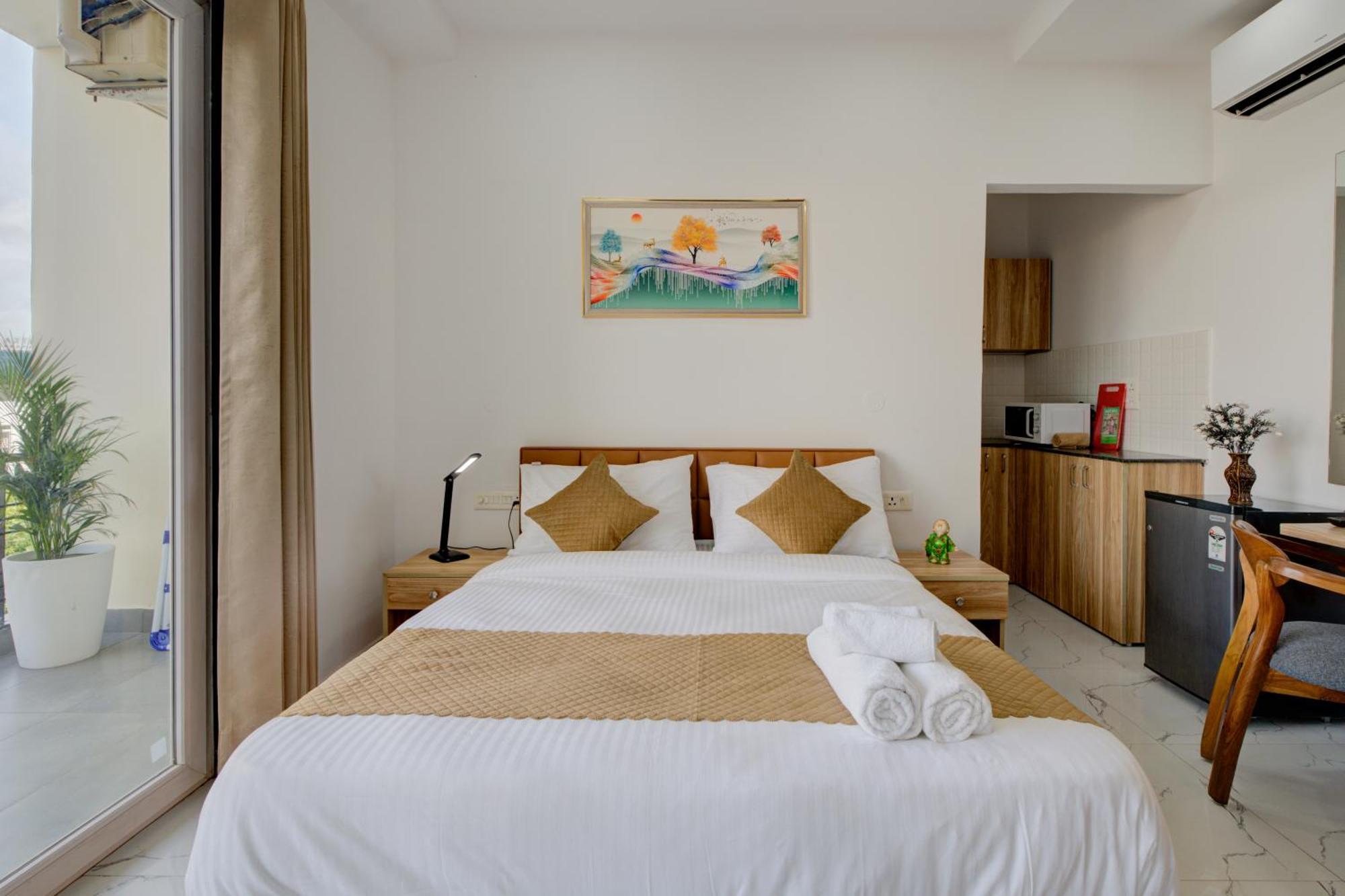 The Lodgers Studio Apartment Infront Of Artemis Hospital Gurugram Gurgáon Exteriér fotografie